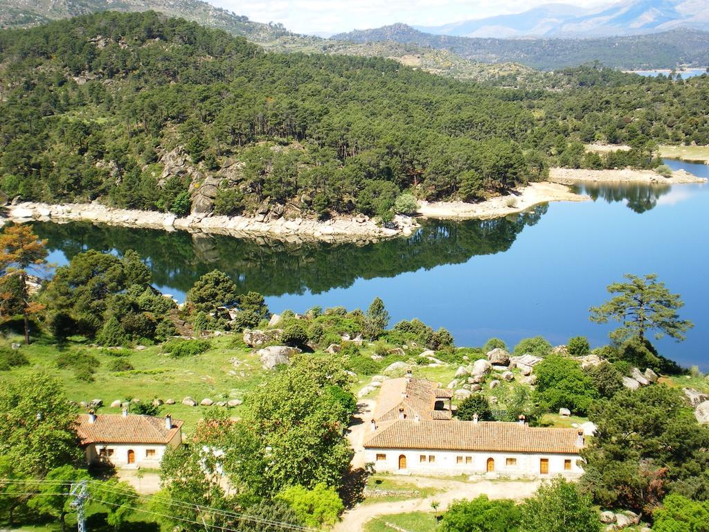 Nucleo De Turismo Rural Valle De Iruelas Las Cruceras Екстериор снимка